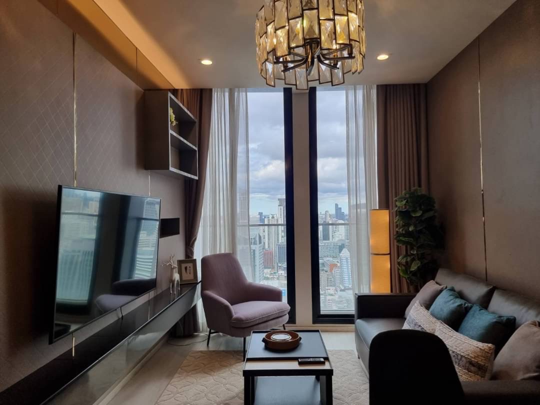 1 Bedroom, 1 Bathroom 50 sqm size at Noble Ploenchit For Rent 50,000THB