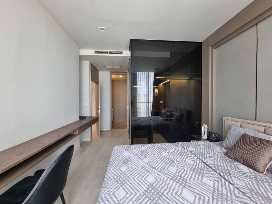 1 Bedroom, 1 Bathroom 50 sqm size at Noble Ploenchit For Rent 50,000THB