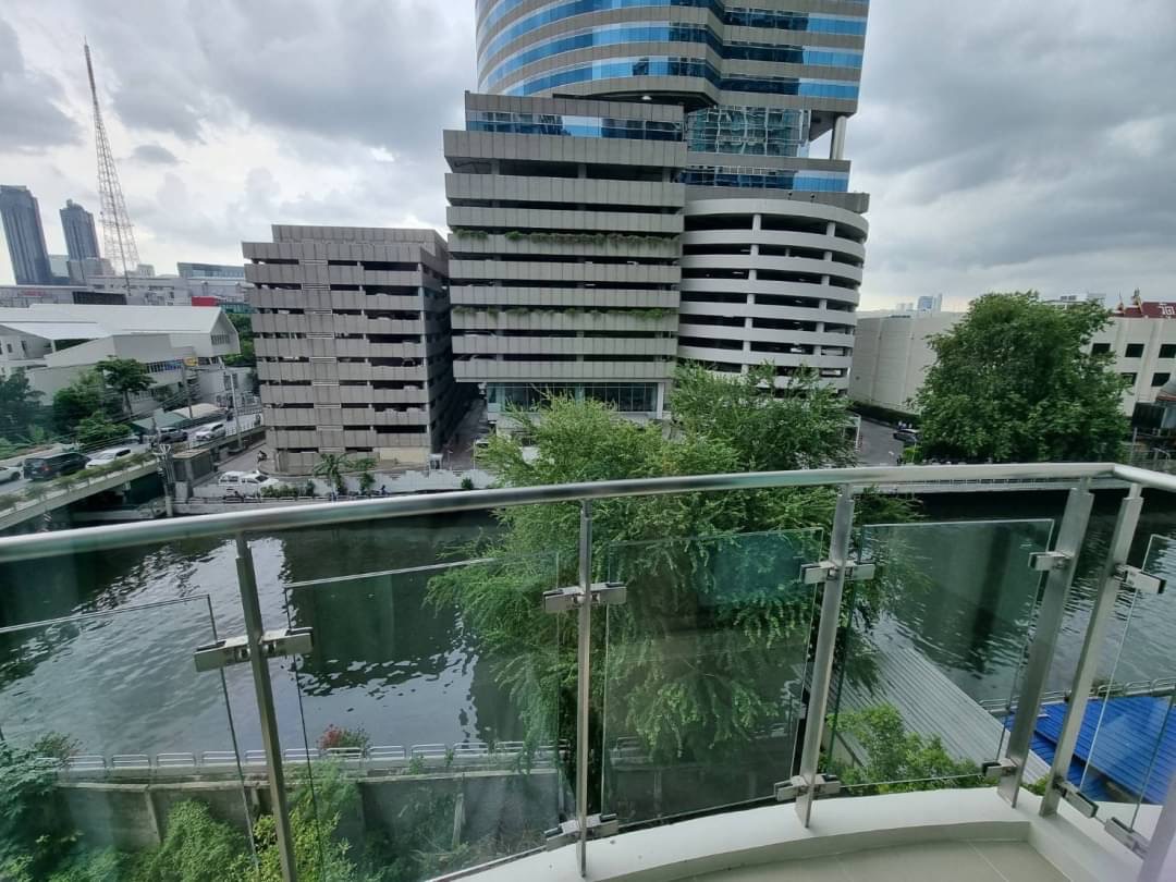 Supalai Oriental Sukhumvit 39 2bedroom for rent type: 2 bed 2 bath floor: low floor size: 82sqm rent: 45k bottom price