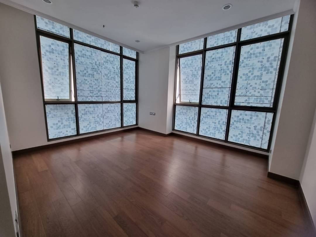 Unfurnished 2 Bedrooms, 2 Bathrooms 85 sqm size at Supalai Oriental Sukhumvit 39 For Rent 36,000THB