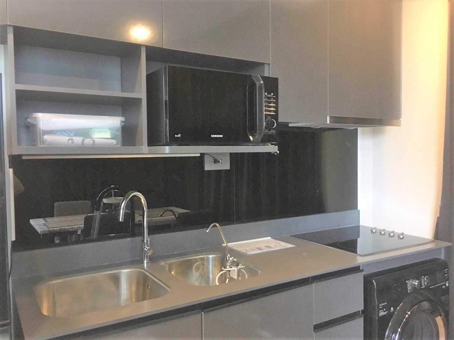 2 Bedrooms, 2 Bathrooms 63sqm at Ashton Asoke For Rent 65K THB Negotiable Price