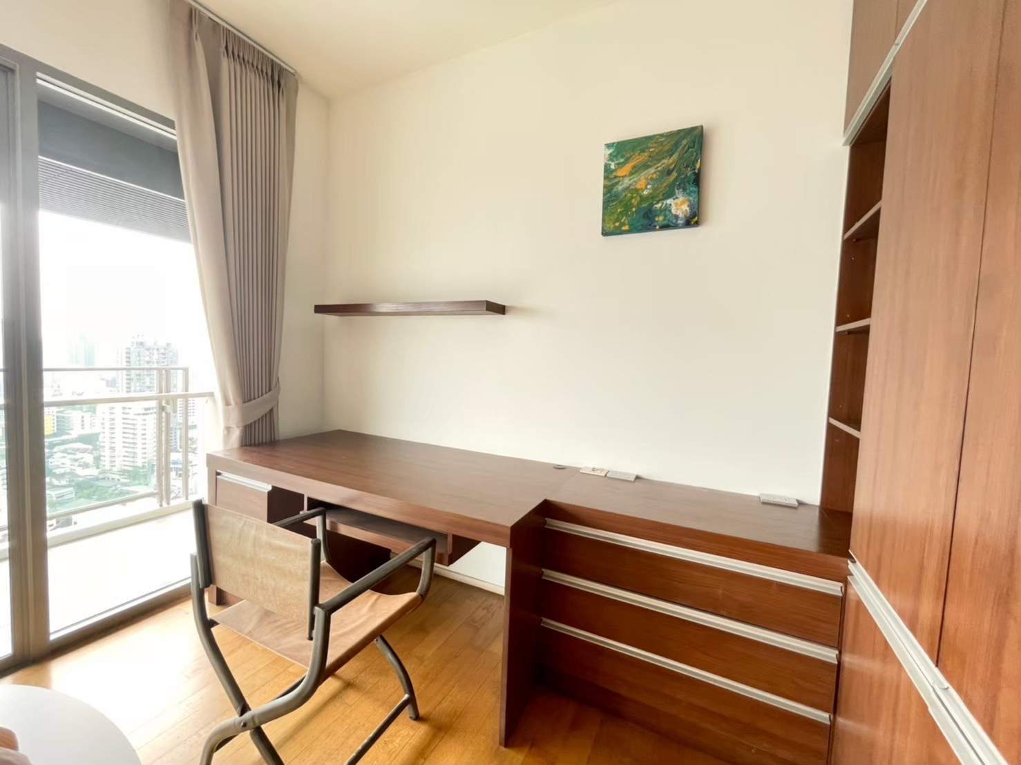 3 Bedrooms, 3 Bathrooms + 1 study room 185 sqm size at The Madison For Rent 110K THB