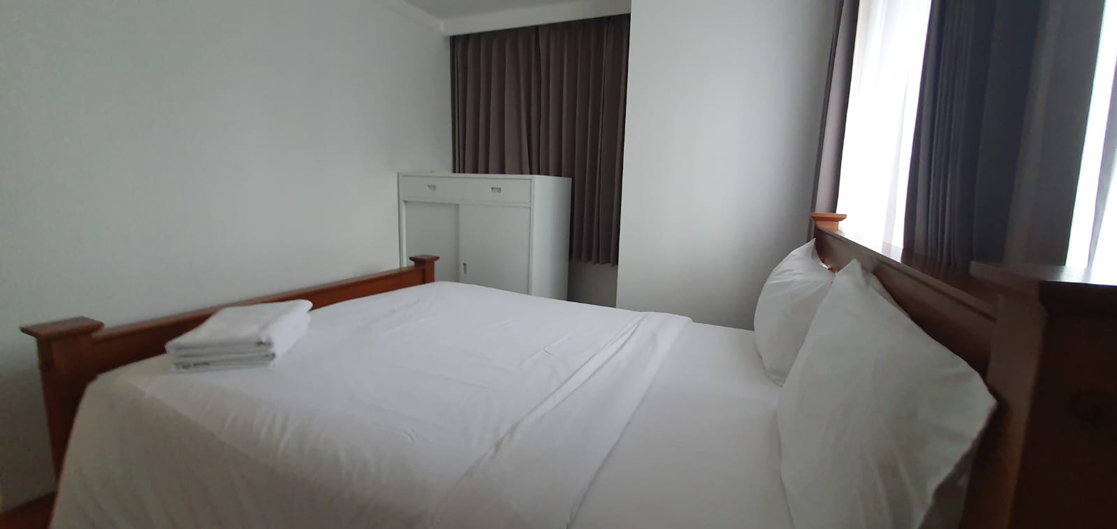 3 bedrooms, 3 bathrooms +1 maid room 273sqm size at Trinity Complex For Rent 55KTHB