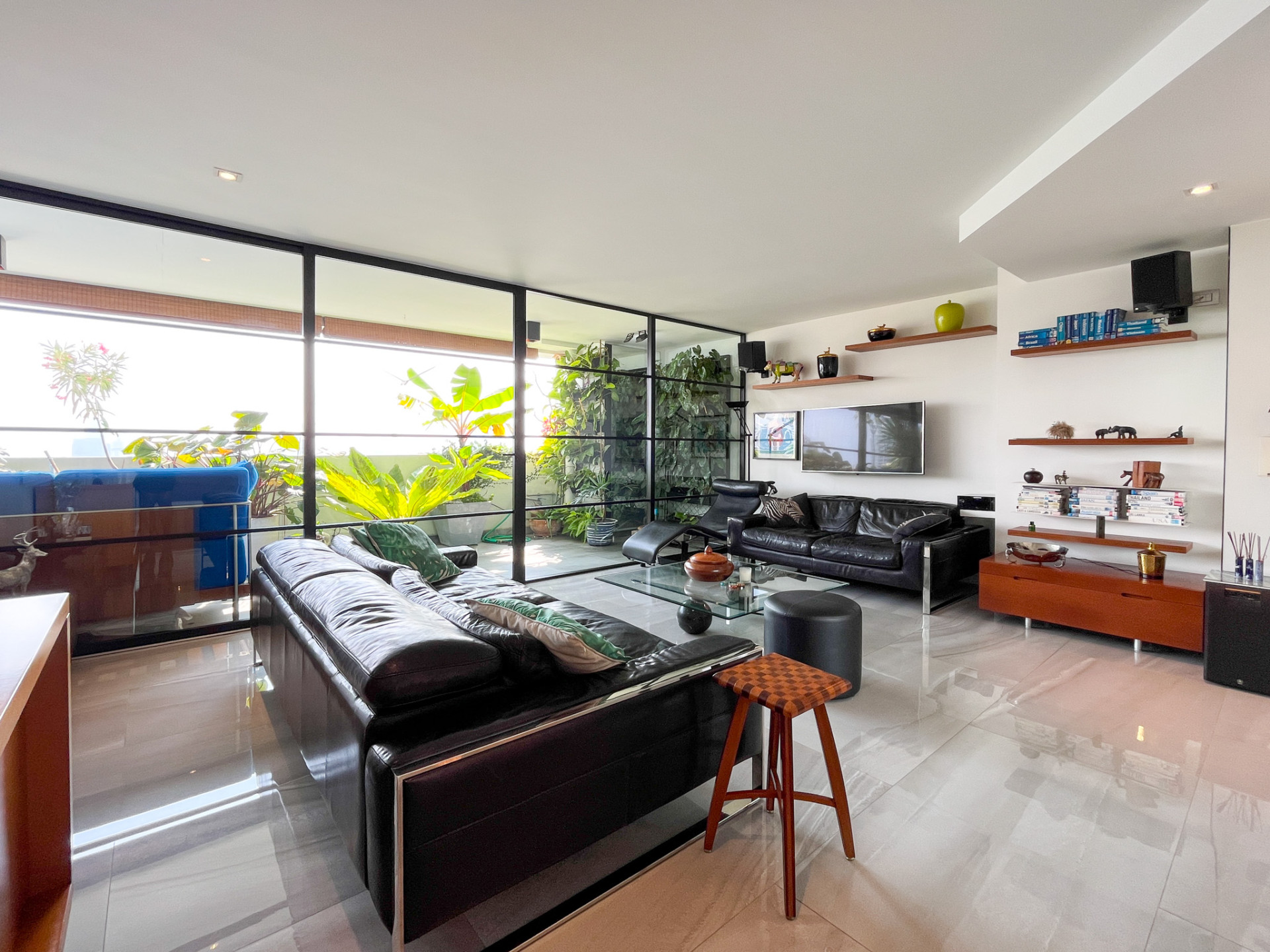 2 Bedrooms, 2 Bathrooms at D.S. Tower 2 Sukhumvit 39 For Rent