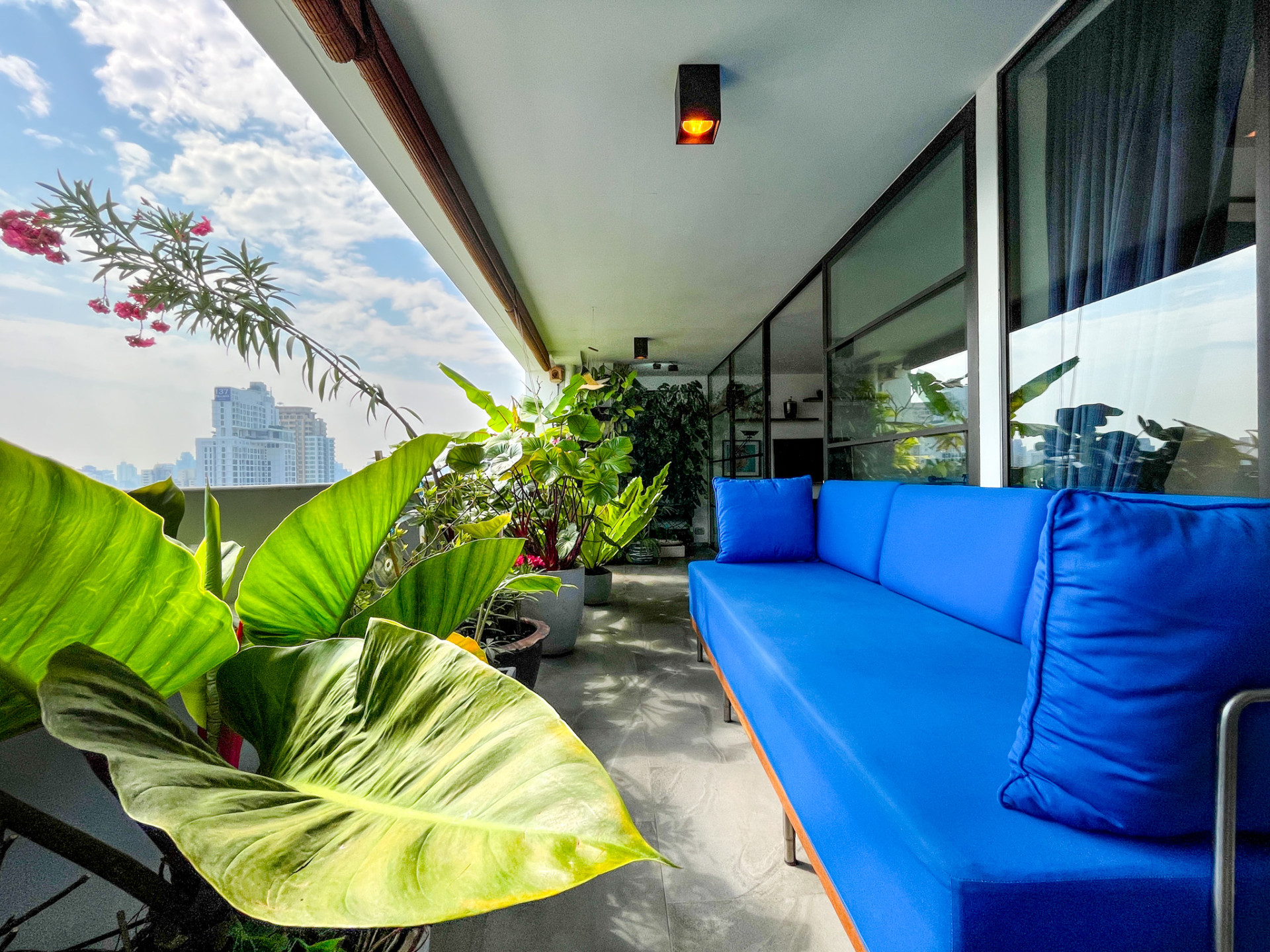 2 Bedrooms, 2 Bathrooms at D.S. Tower 2 Sukhumvit 39 For Rent
