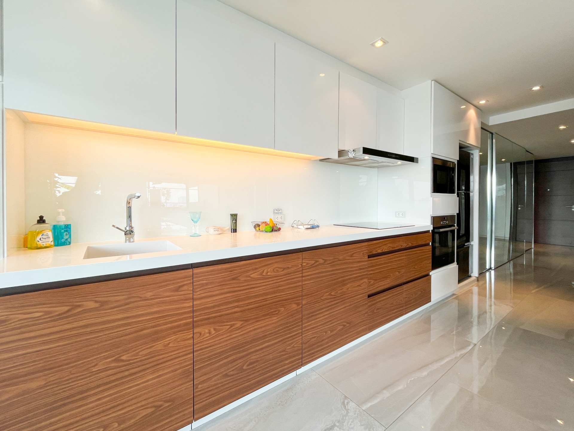 2 Bedrooms, 2 Bathrooms at D.S. Tower 2 Sukhumvit 39 For Rent