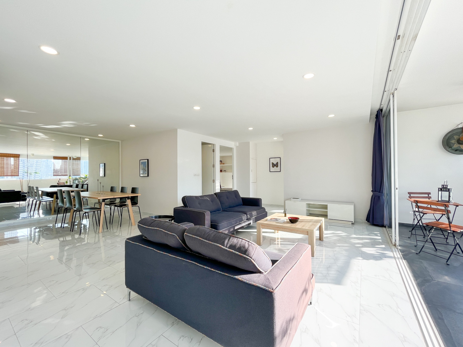 2 Bedrooms, 2 Bathrooms at D.S. Tower 2 Sukhumvit 39 For Rent