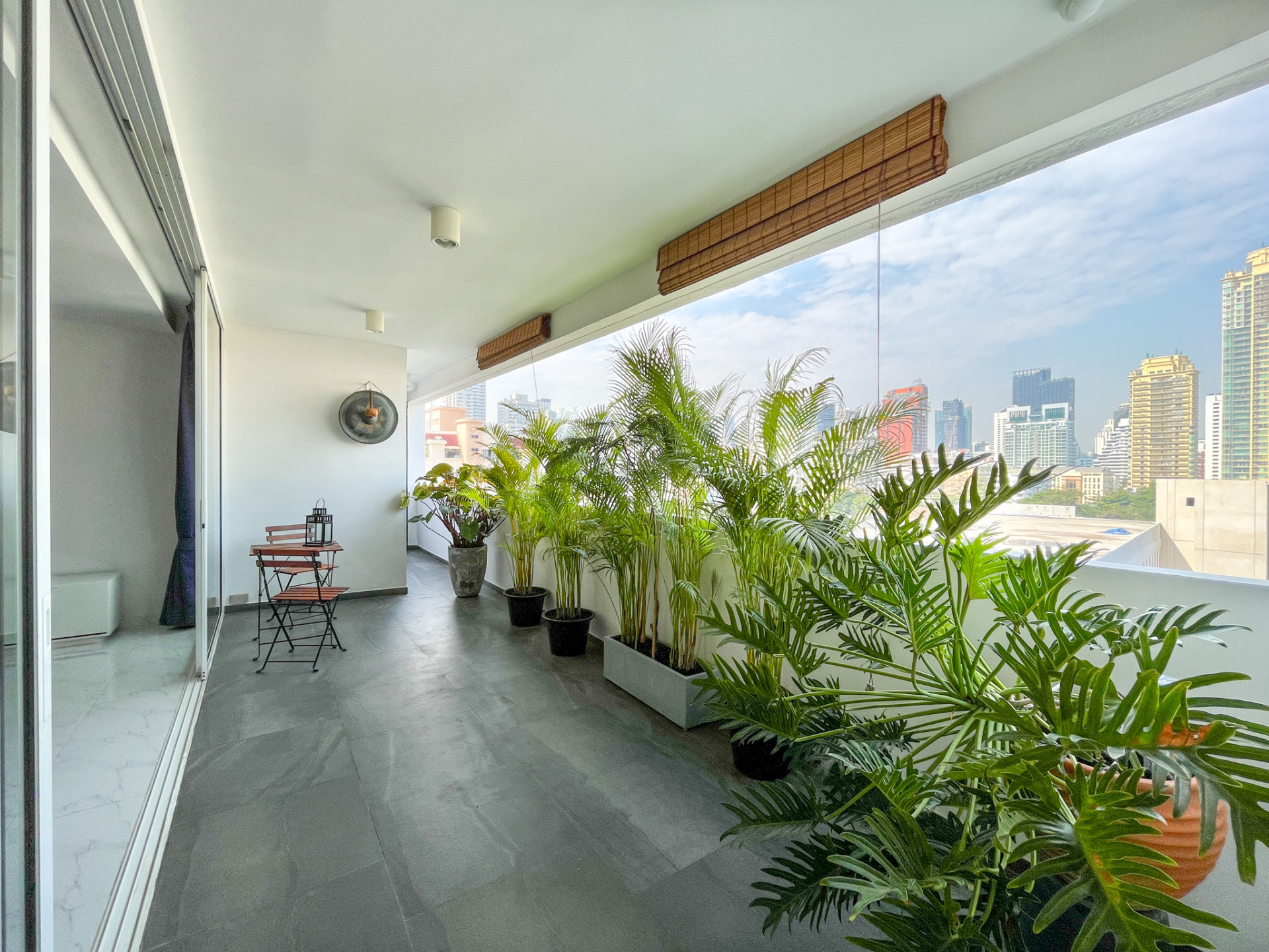 2 Bedrooms, 2 Bathrooms at D.S. Tower 2 Sukhumvit 39 For Rent