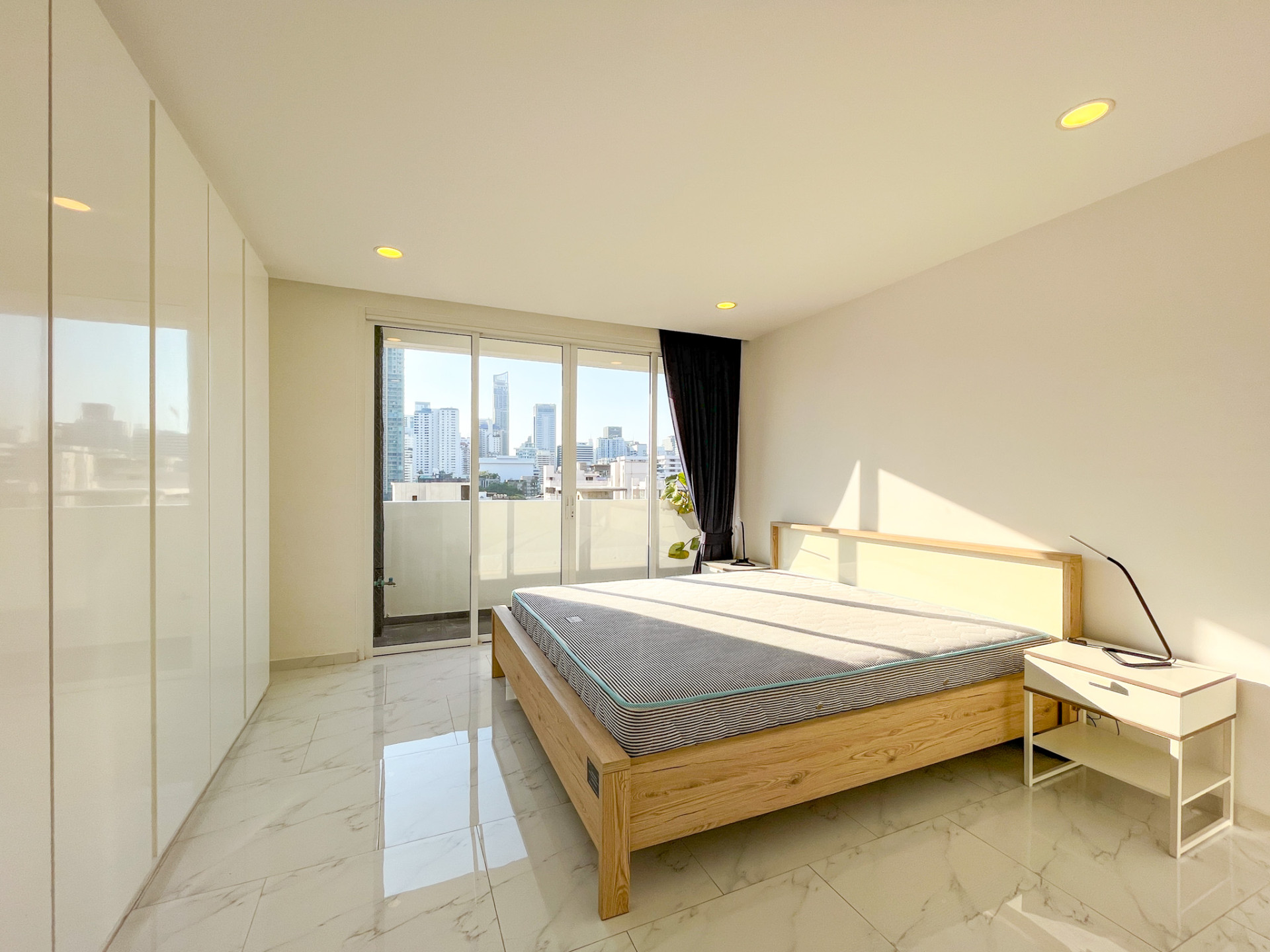 2 Bedrooms, 2 Bathrooms at D.S. Tower 2 Sukhumvit 39 For Rent