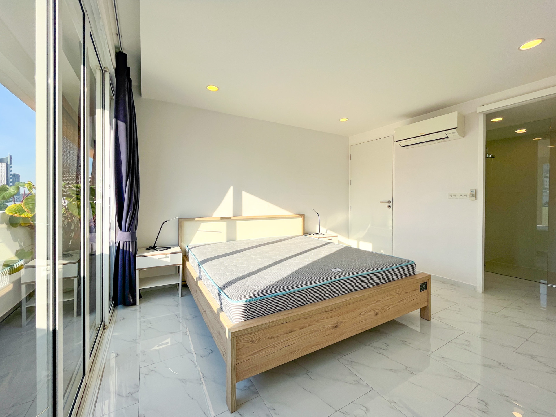 2 Bedrooms, 2 Bathrooms at D.S. Tower 2 Sukhumvit 39 For Rent