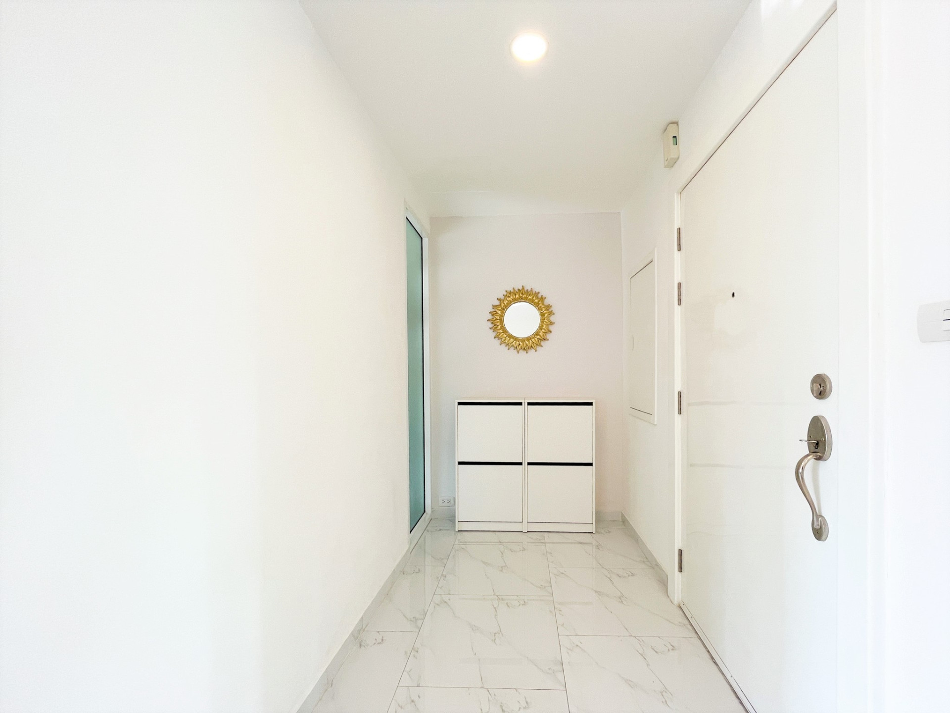 2 Bedrooms, 2 Bathrooms at D.S. Tower 2 Sukhumvit 39 For Rent