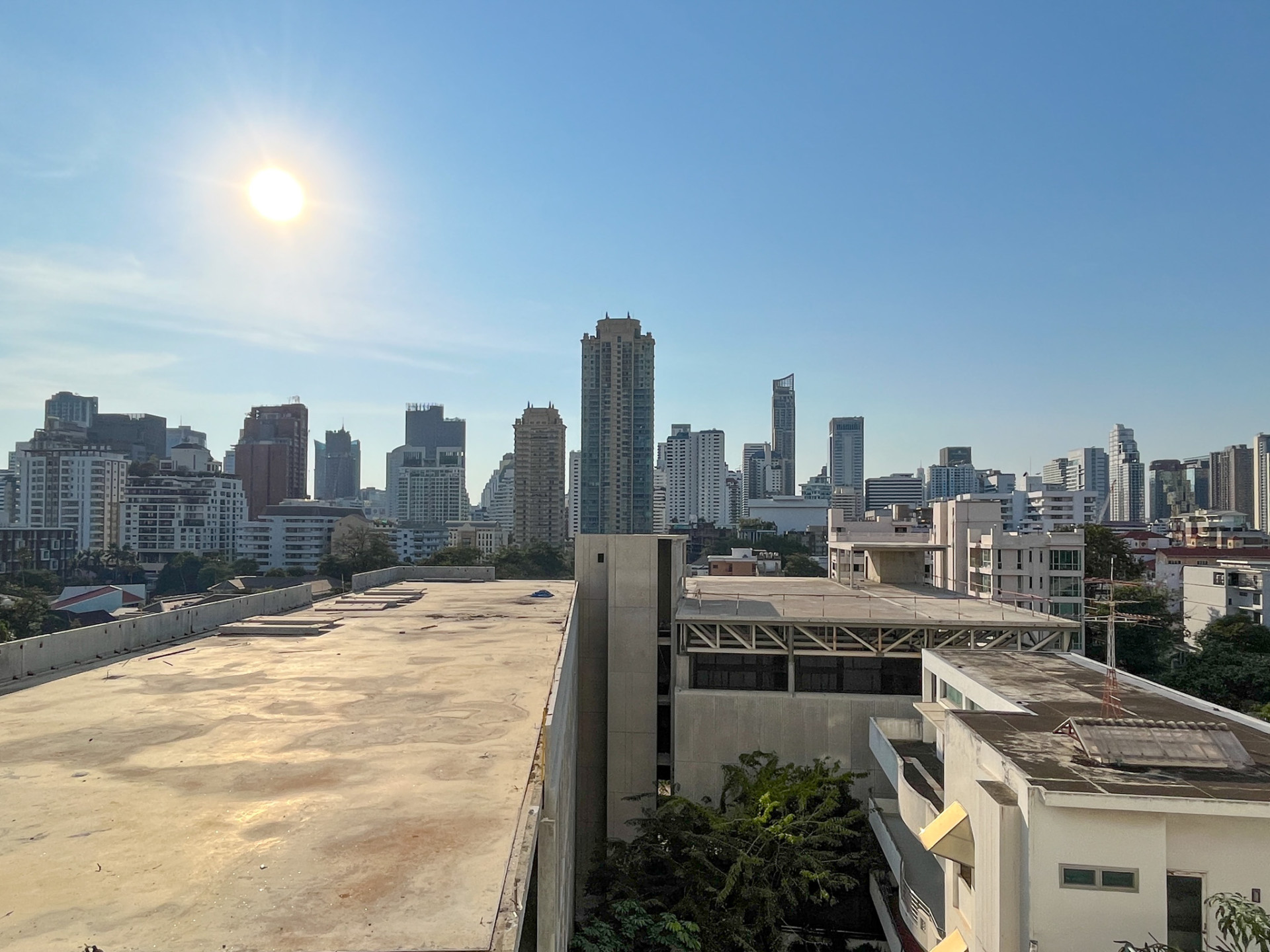 2 Bedrooms, 2 Bathrooms at D.S. Tower 2 Sukhumvit 39 For Rent