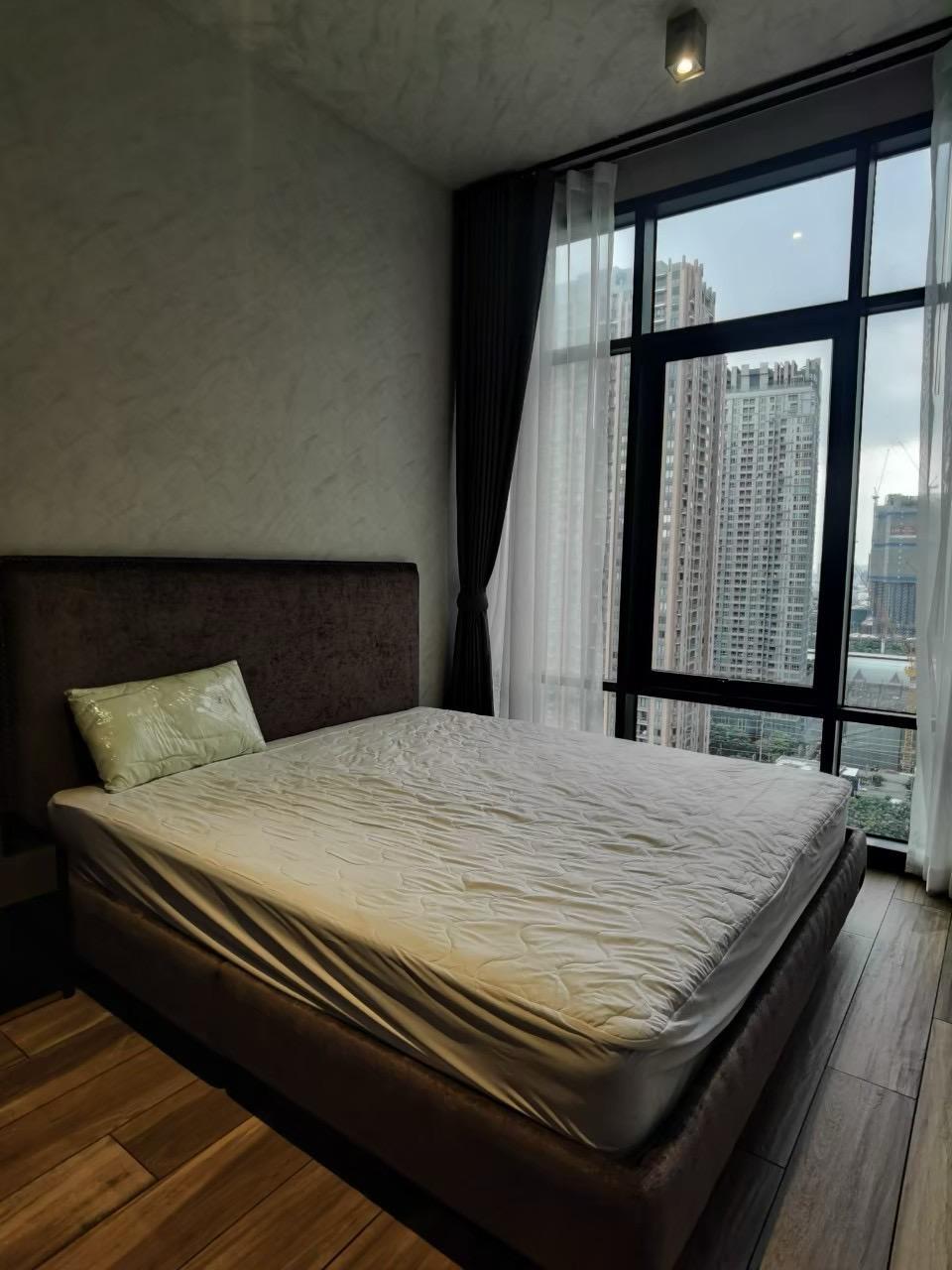 1 Bedroom, 1 Bathroom 49sqm size at The Lofts Asoke For Rent 32KTHB