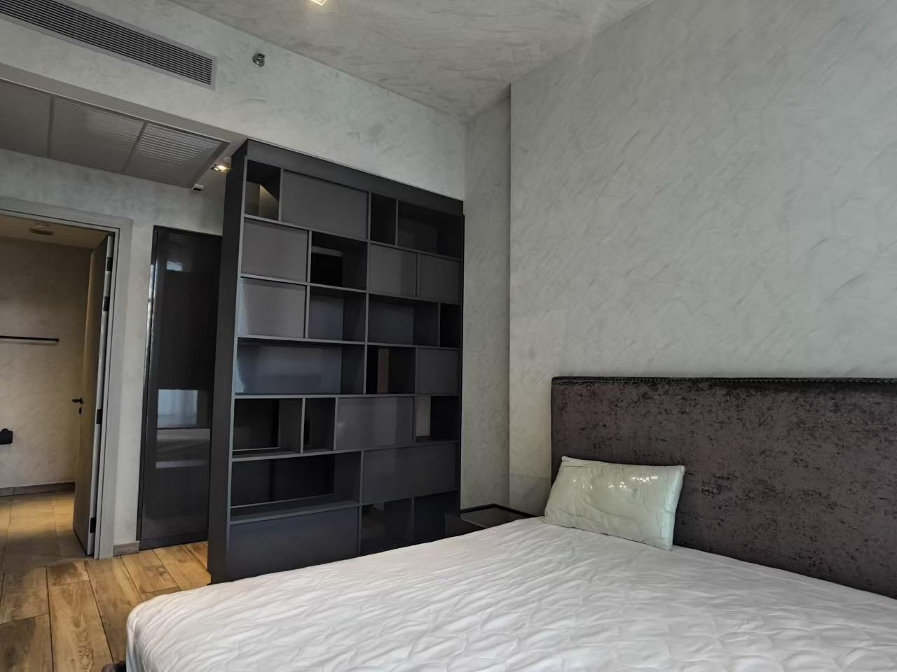 1 Bedroom, 1 Bathroom 49sqm size at The Lofts Asoke For Rent 32KTHB