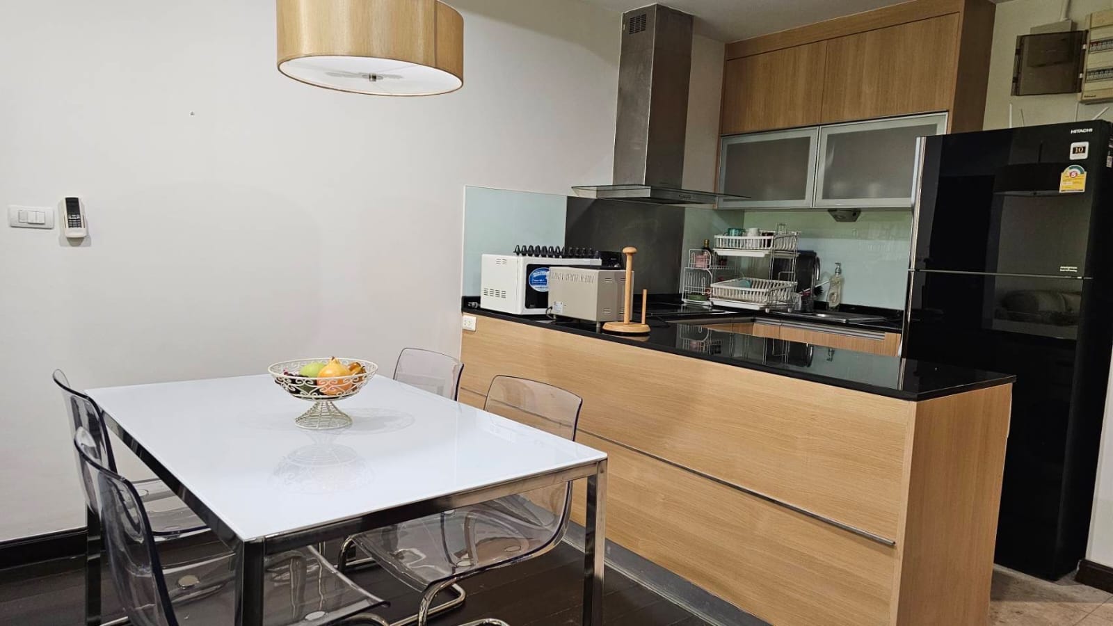 2 bedrooms, 2 Bathrooms 94 sqm at Sathorn Gardens For Rent 40KTBH