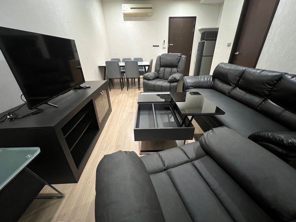 1 bedroom, 1 bathroom 52 sqm at Sky Walk Condominium For Rent 25,000 Baht/Month