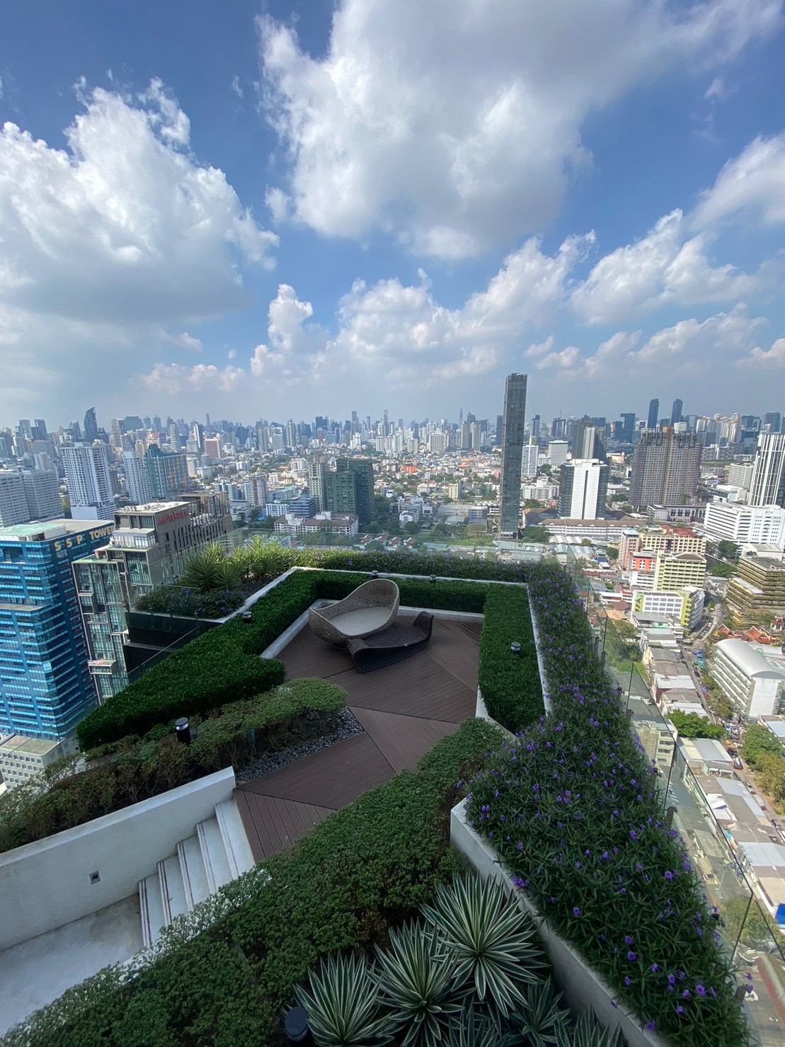 2 Bedroom, 2 Bathroom 70 sqm size at C Ekkamai For Rent 50,000THB