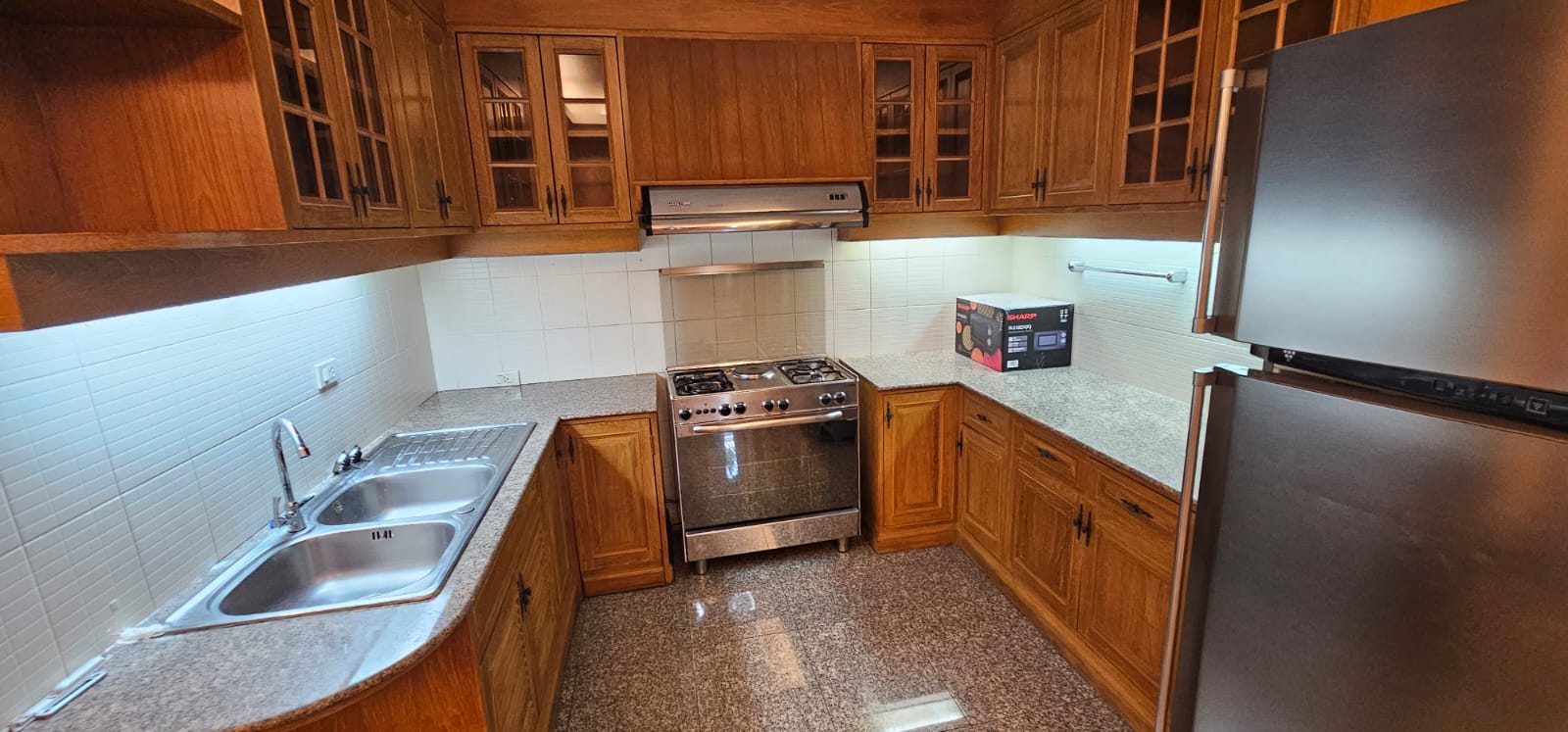 2 Bedrooms, 2 Bathrooms 170sqm size at El patio Sukhumvit 31 For Rent 35K THB