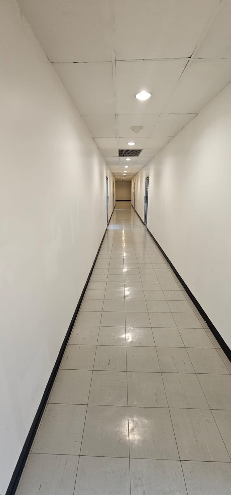 1 Unit 78sqm size at Sino Thai Tower Office Room For Rent 620THB/sqm