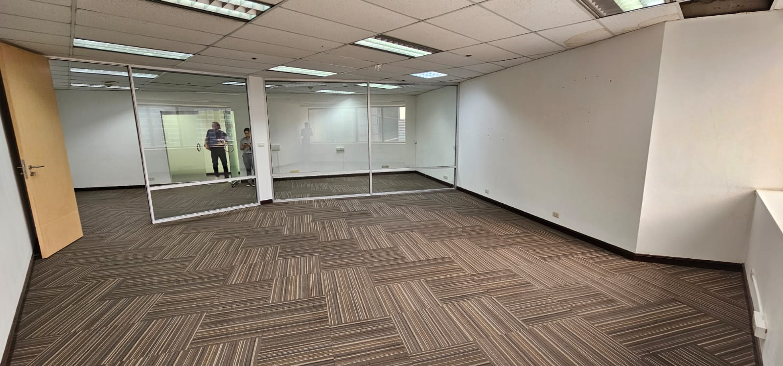 Office Room 69sqm size at One Pacific Place For Rent 725THB/sqm