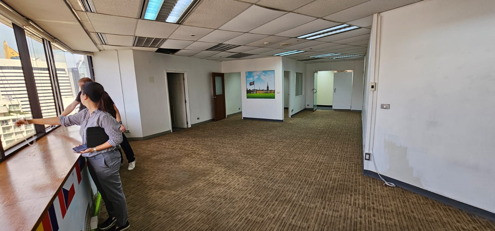 Office Room 75sqm size at One Pacific Place For Rent 725THB/sqm