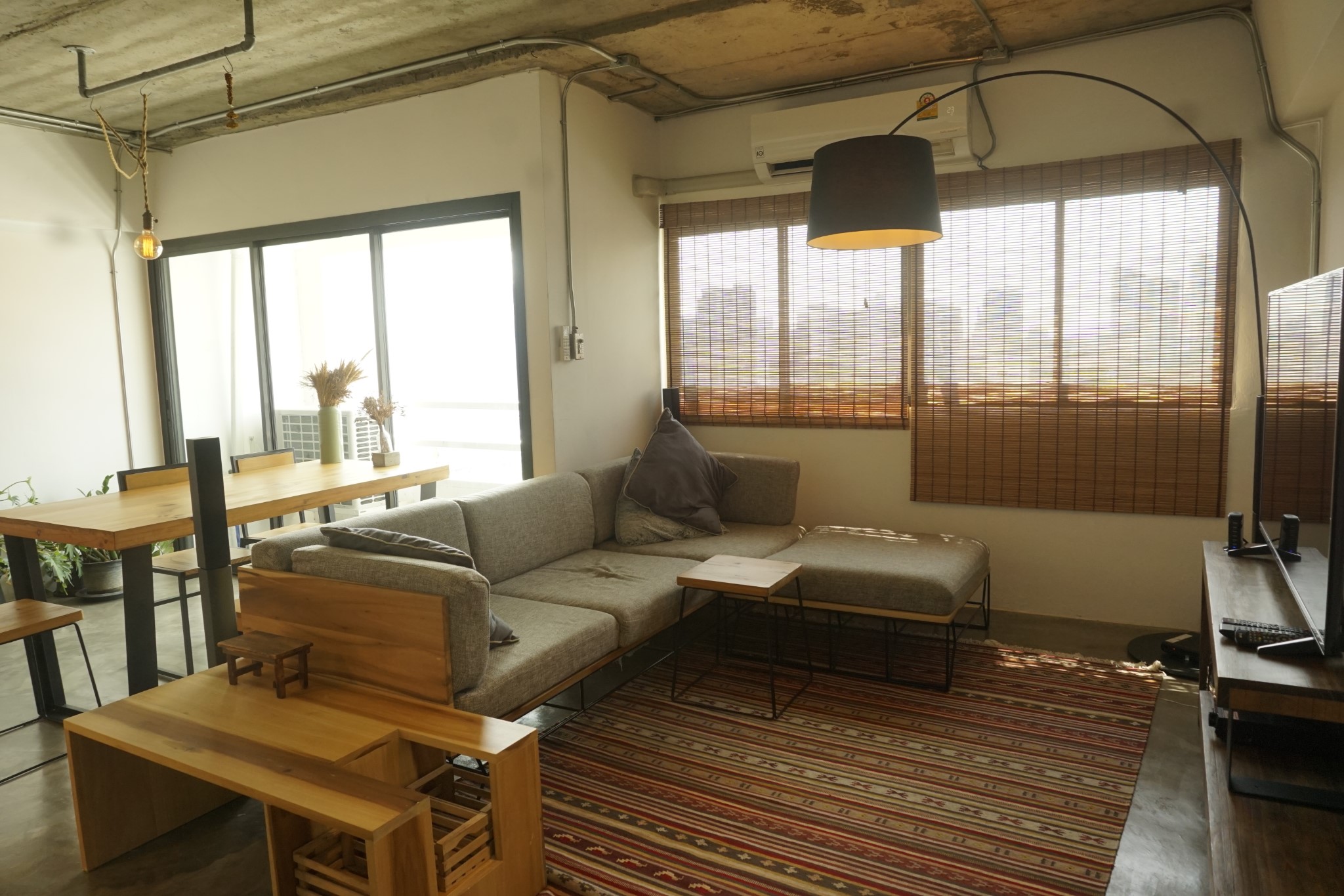 2 Bedrooms, 2 Bathrooms 94sqm size at Thonglor Tower For Rent 39K THB