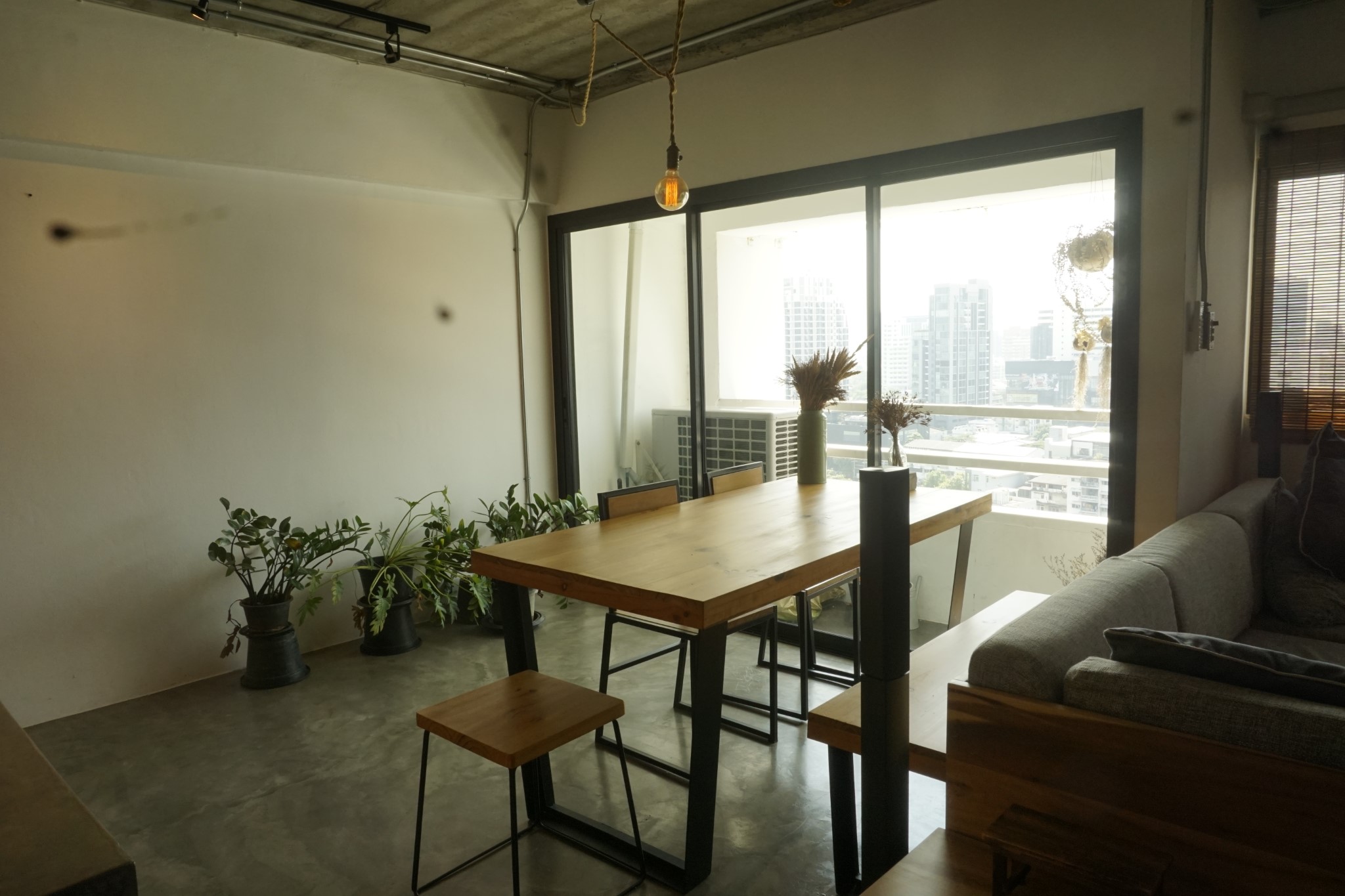 2 Bedrooms, 2 Bathrooms 94sqm size at Thonglor Tower For Rent 39K THB