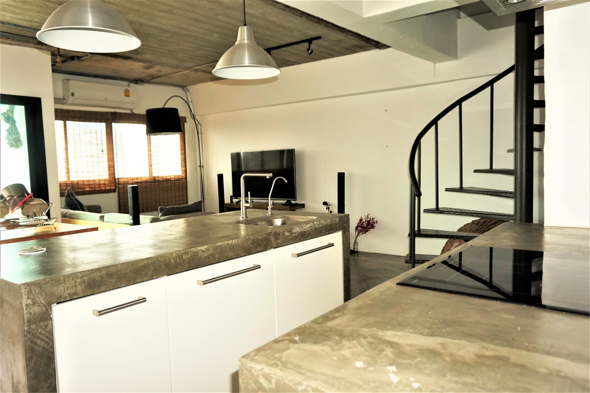 2 Bedrooms, 2 Bathrooms 94sqm size at Thonglor Tower For Rent 39K THB