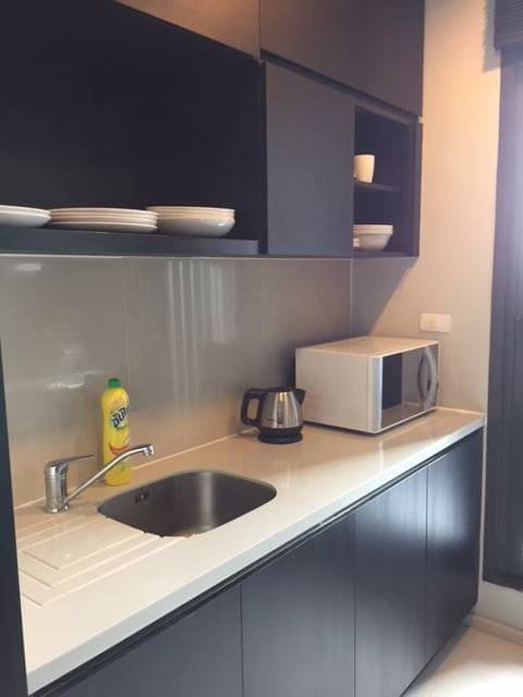 2 Bedrooms, 2 Bathrooms 69sqm size at Rhythm Sukhumvit 44 For Rent 45K THB