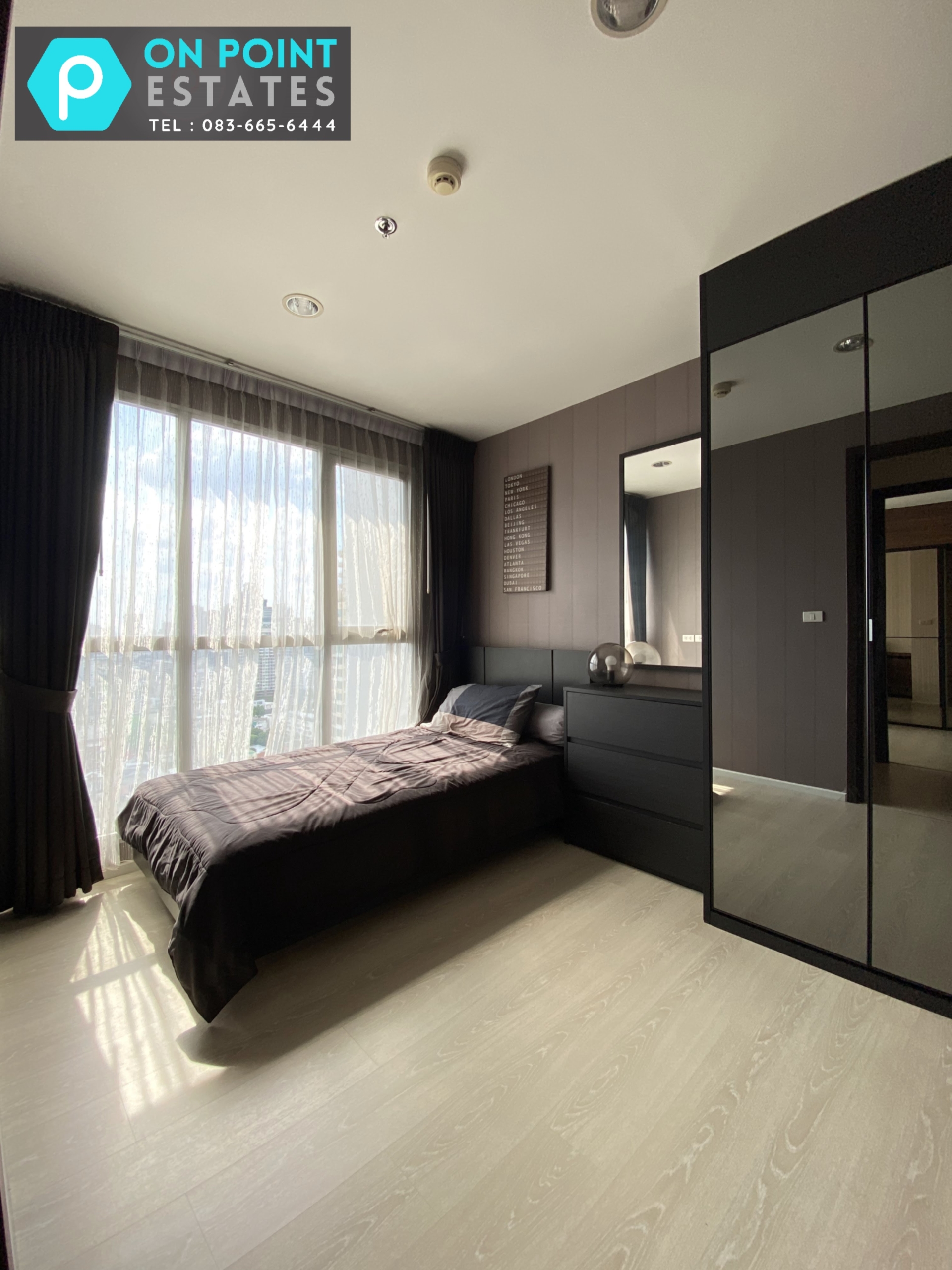 2 Bedrooms, 2 Bathrooms 60.70sqm size at Rhythm Sathorn - Narathiwas For Rent 35K THB