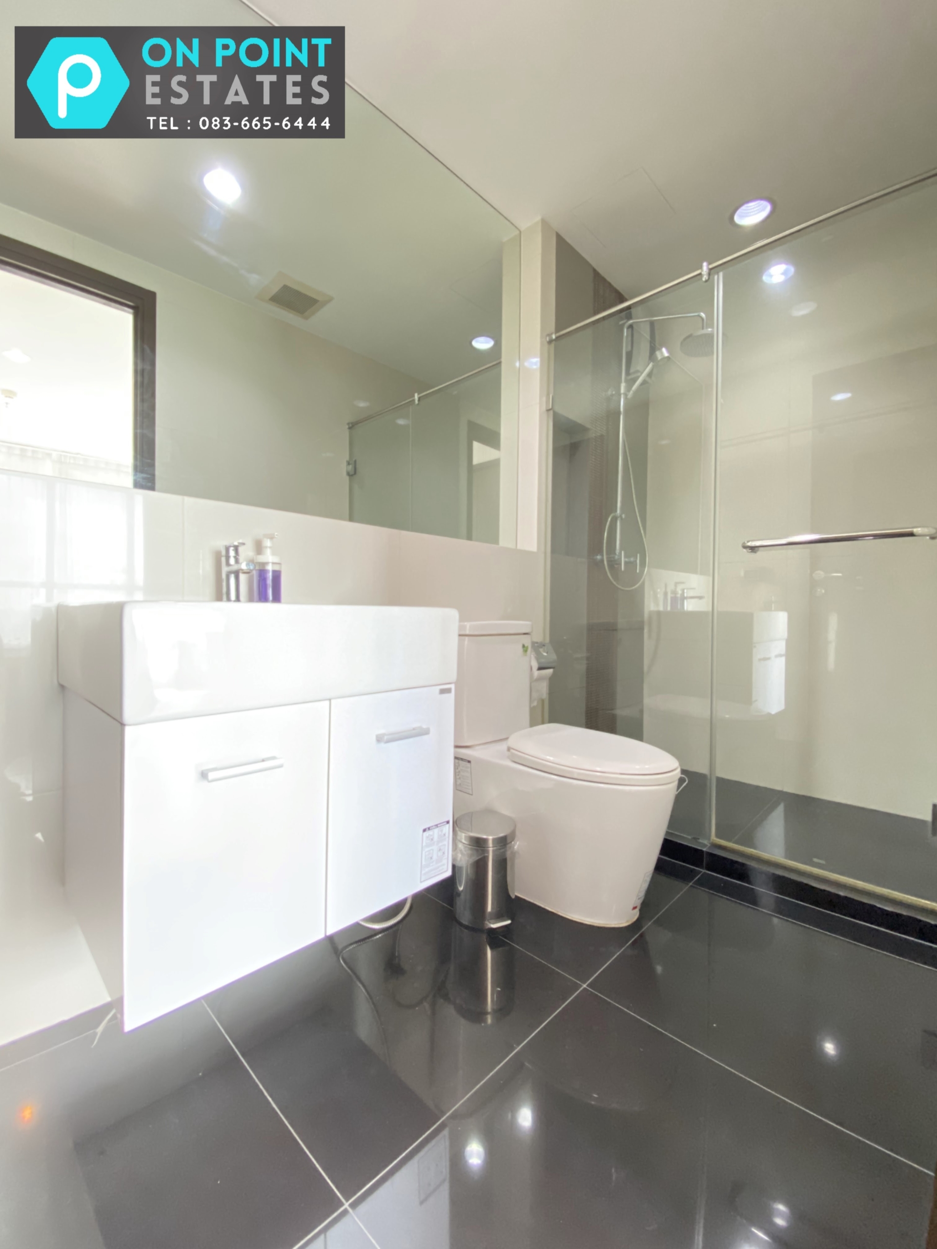 2 Bedrooms, 2 Bathrooms 60.70sqm size at Rhythm Sathorn - Narathiwas For Rent 35K THB