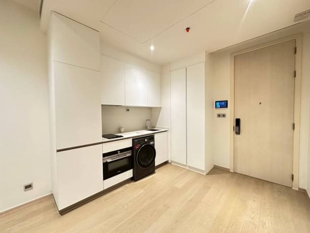 1 Bedroom, 1 Bathroom 55sqm size at The Strand Thonglor For Rent 55,000 THB/Month