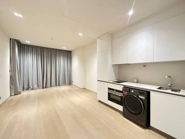1 Bedroom, 1 Bathroom 55sqm size at The Strand Thonglor For Rent 55,000 THB/Month