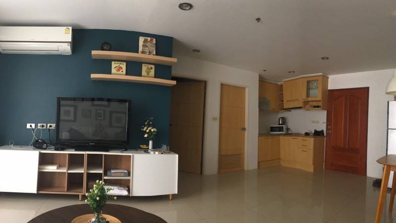 1 Bedroom, 1 Bathroom 60sqm size at Asoke Place For Rent 25,000 THB/ Month