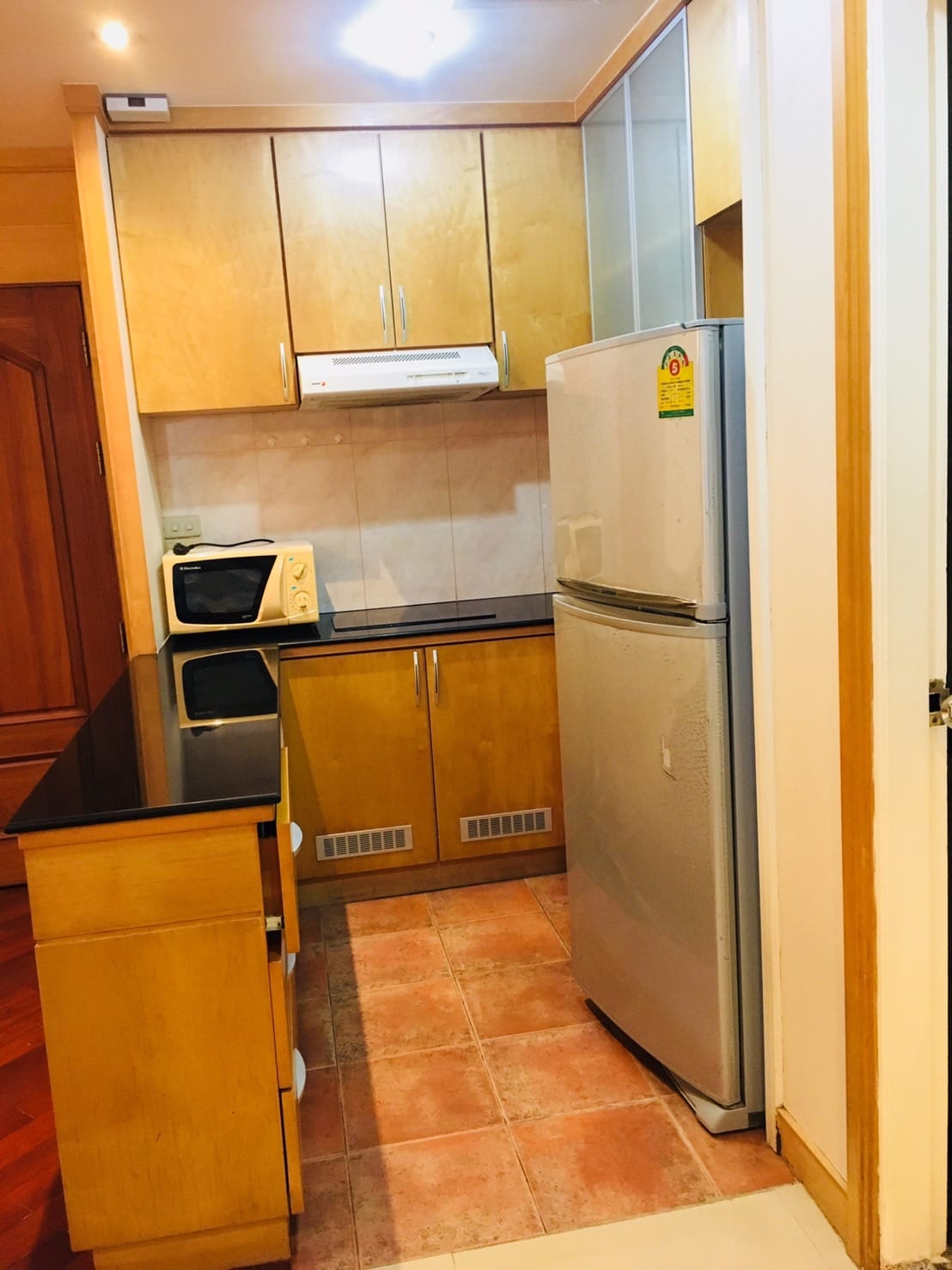 2 Bedrooms, 2 Bathrooms 80sqm size at Asoke Place For Rent 30,000 THB/Month