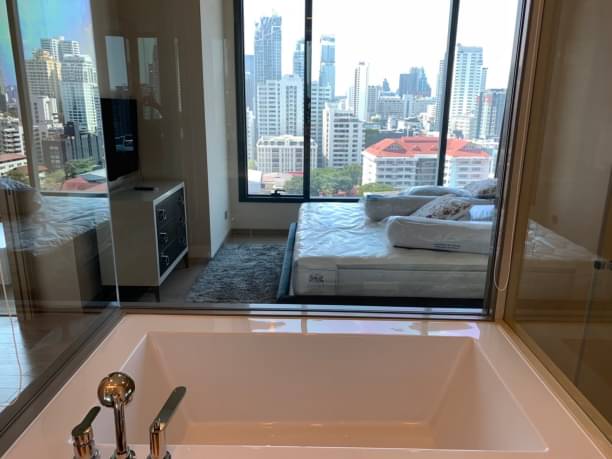 2 Bedrooms, 2 Bathrooms 73sqm size at The Esse Asoke For Rent 65,000 THB/ Month