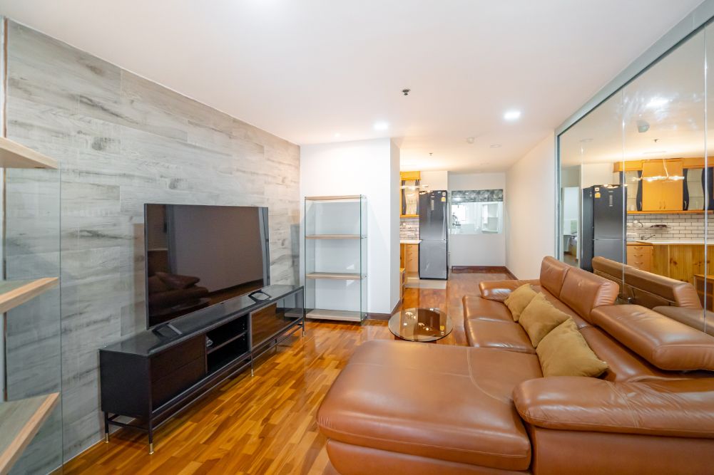 2 Bedrooms, 2 Bathrooms 83sqm size 14th Flr at The Waterford Diamond For Rent 45,000/Month