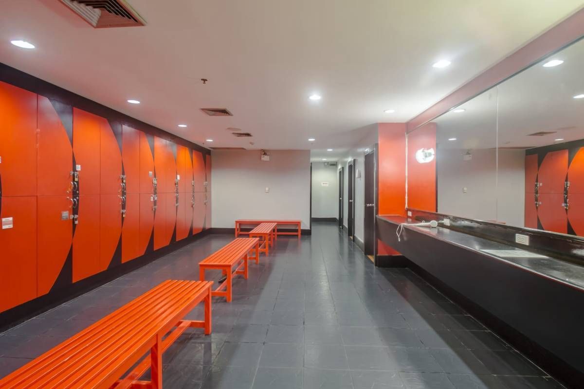 2 Bedrooms, 2 Bathrooms 83sqm size 14th Flr at The Waterford Diamond For Rent 45,000/Month