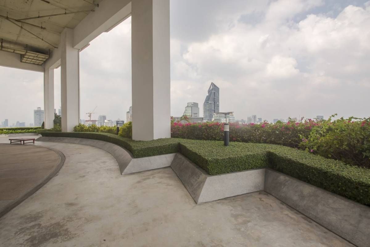 2 Bedrooms, 2 Bathrooms 83sqm size 14th Flr at The Waterford Diamond For Rent 45,000/Month