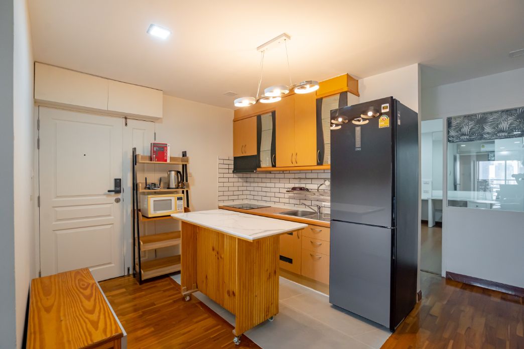2 Bedrooms, 2 Bathrooms 83sqm size 14th Flr at The Waterford Diamond For Rent 45,000/Month