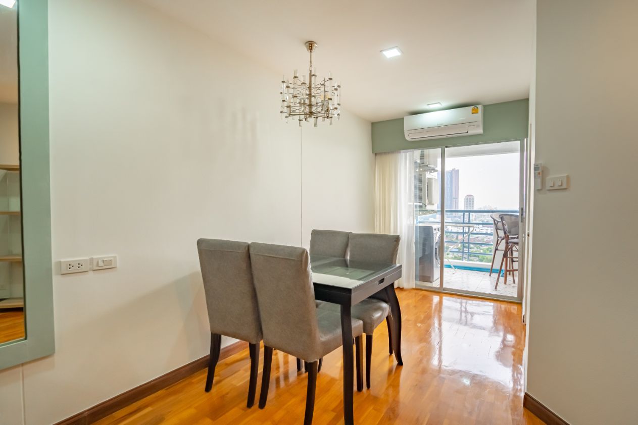 2 Bedrooms, 2 Bathrooms 83sqm size 14th Flr at The Waterford Diamond For Rent 45,000/Month