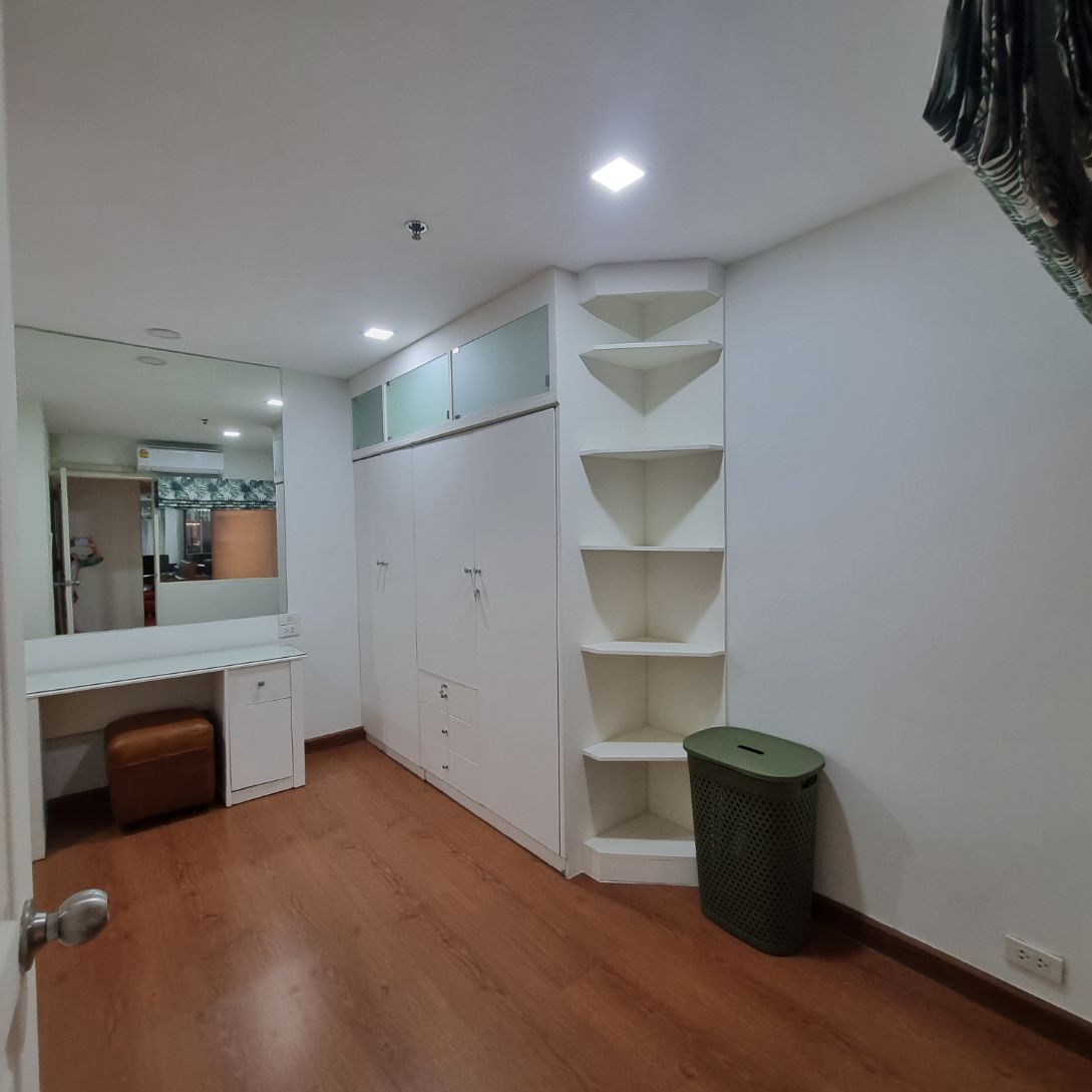 2 Bedrooms, 2 Bathrooms 83sqm size 14th Flr at The Waterford Diamond For Rent 45,000/Month