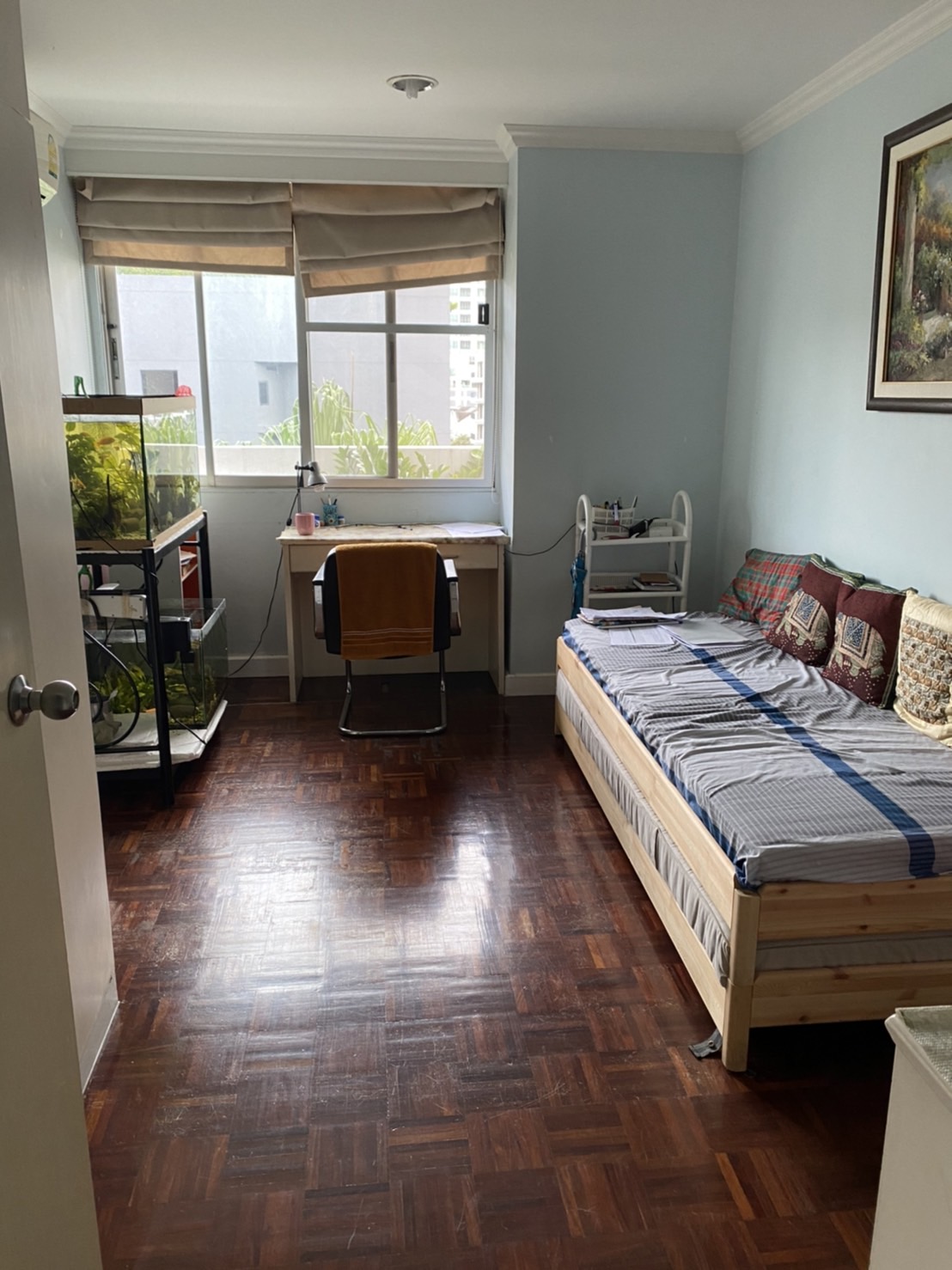 3 Bedrooms, 2 Bathrooms 140sqm size 7th Flr at D.S. Tower 2 For Rent 45,000/Month