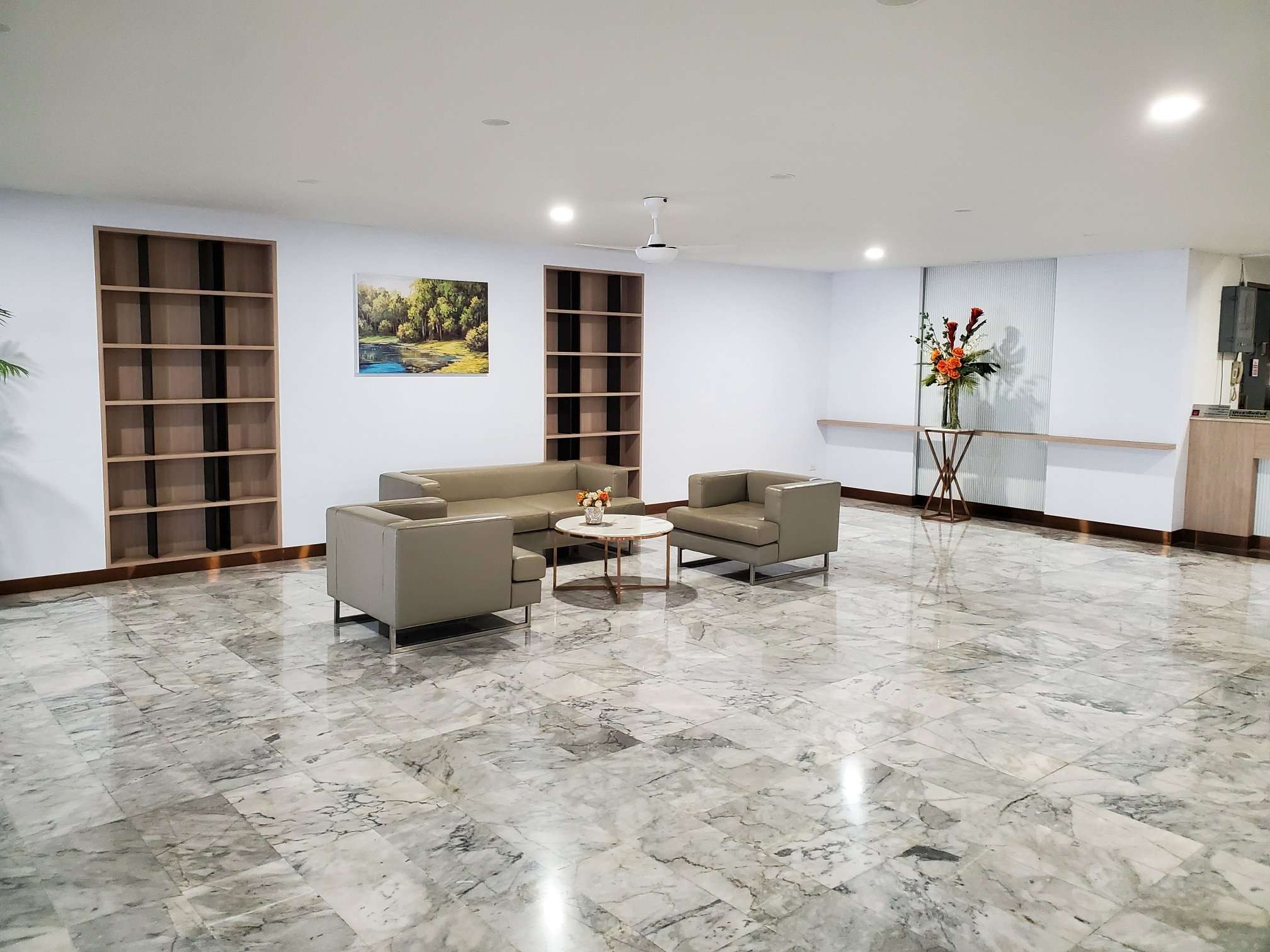 3 Bedrooms, 2 Bathrooms 140sqm size 7th Flr at D.S. Tower 2 For Rent 45,000/Month