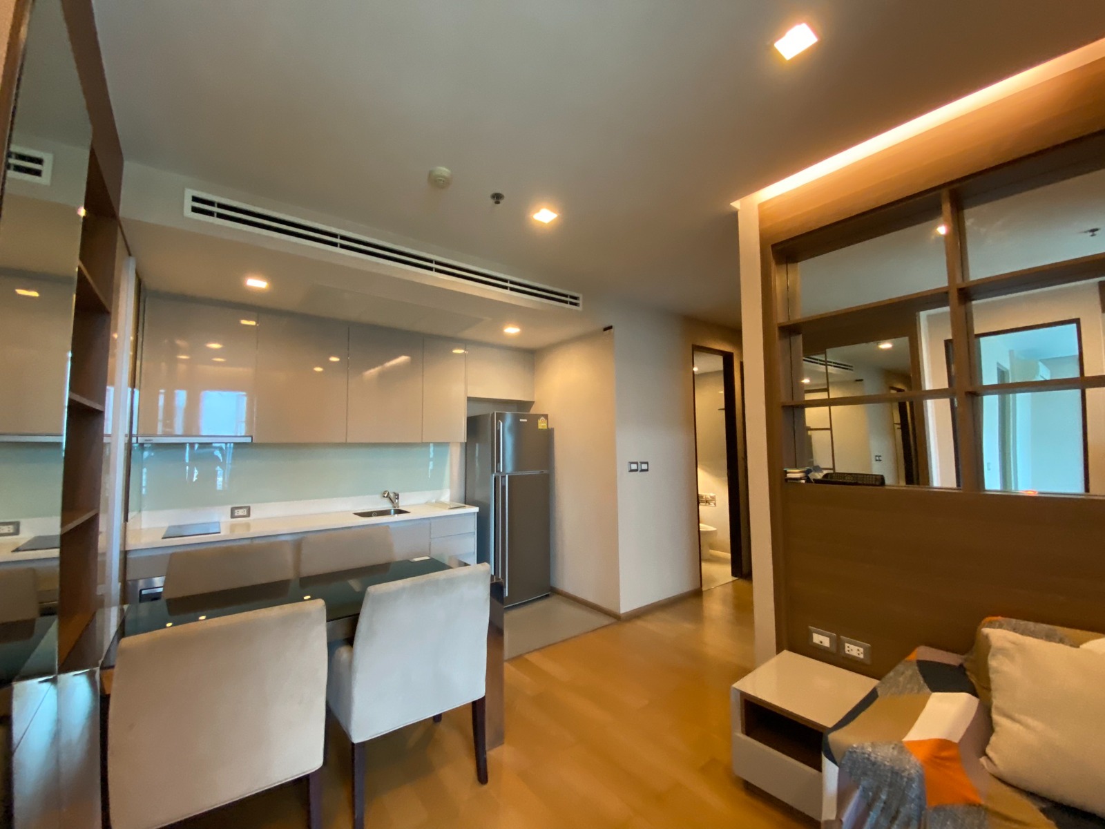 2 Bedrooms, 2 Bathrooms 65sqm size at The Address Asoke For Rent 30,000/Month