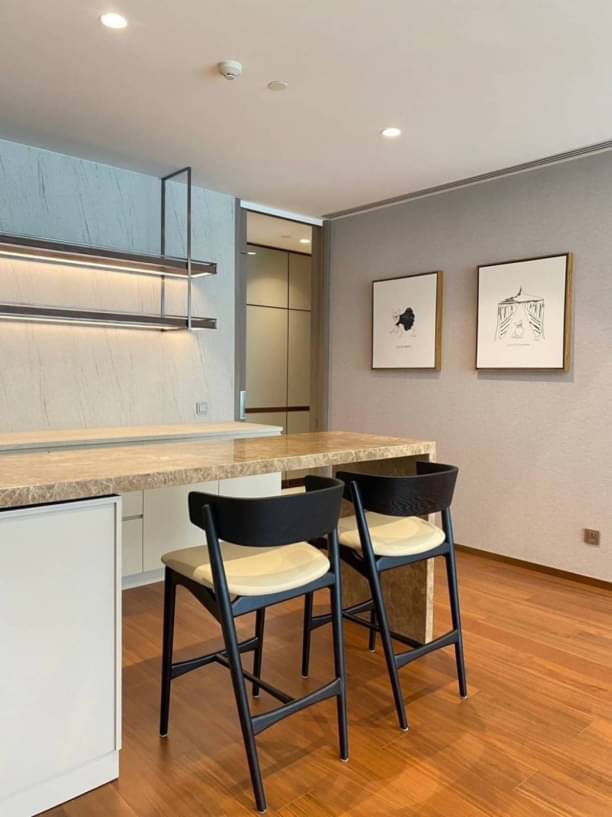2 Bedrooms, 2 Bathrooms 144sqm size 9th Flr at The Estelle Phrom Phon For Rent 180,000/Month