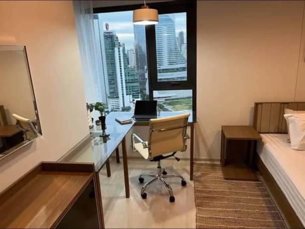 2 Bedrooms, 2 Bathrooms 63sqm size 25th Flr at Life One Wireless For Rent 50,000/Month