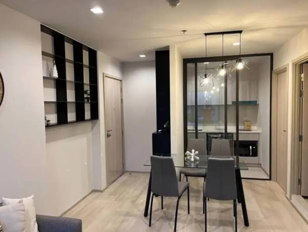2 Bedrooms, 2 Bathrooms 63sqm size 25th Flr at Life One Wireless For Rent 50,000/Month