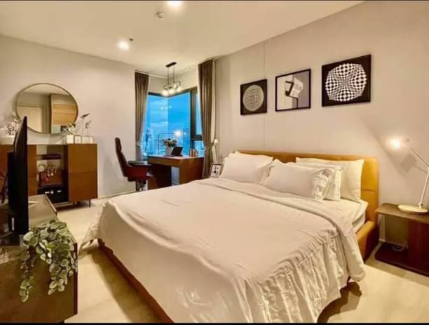 2 Bedrooms, 2 Bathrooms 63sqm size 25th Flr at Life One Wireless For Rent 50,000/Month