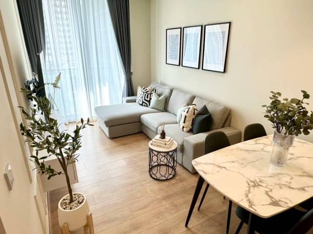 2 Bedrooms, 2 Bathrooms 65sqm size 10th Flr at Noble Around 33 For Rent 57,000/Month